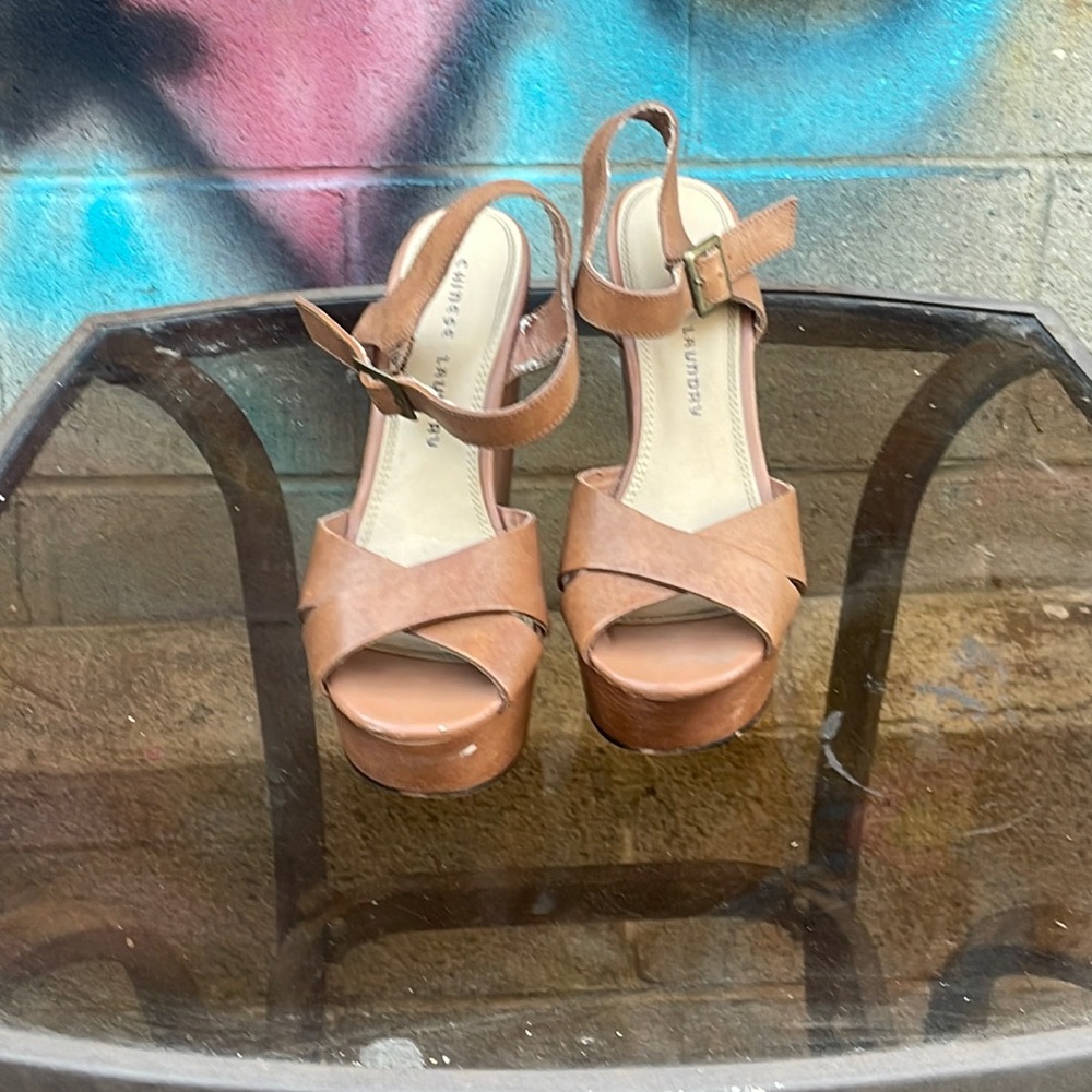 Tan Chinese Laundry wedges